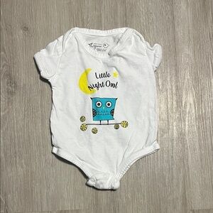 Thyme Maternity White and Yellow Owl Bodysuit